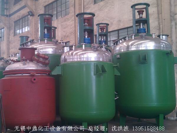 蒸汽加熱反應(yīng)釜、導(dǎo)熱油循環(huán)加熱反應(yīng)釜 