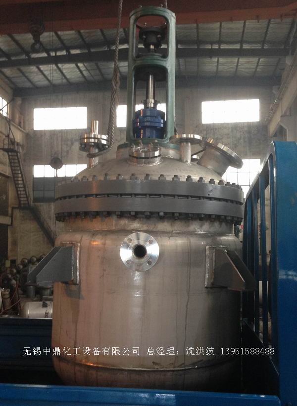蒸汽加熱反應(yīng)釜、導(dǎo)熱油循環(huán)加熱反應(yīng)釜 