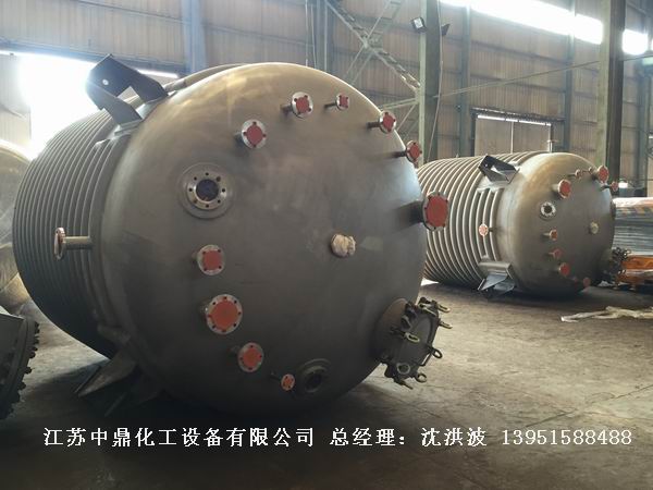 結(jié)晶釜 結(jié)晶反應(yīng)釜 刮壁式結(jié)晶釜 刮壁式反應(yīng)釜 四氟刮板刮壁反應(yīng)釜